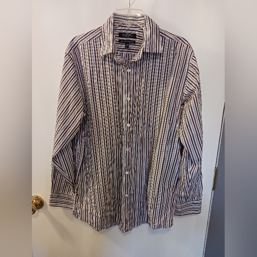 Murano Easy Care Mens L Button Down Dress Shirt Like New Long Sleeve